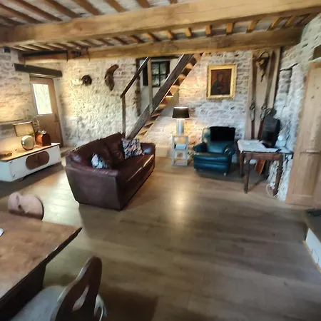 Maison En Pierre *