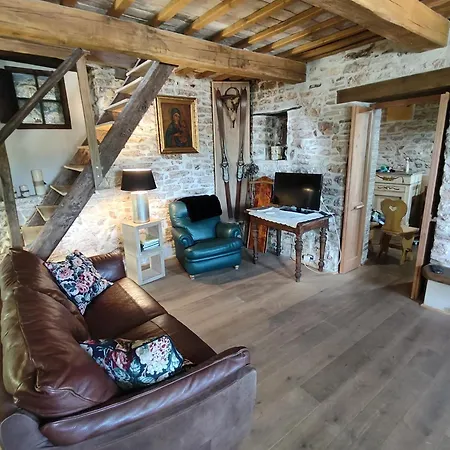 Maison En Pierre Dağ evi *