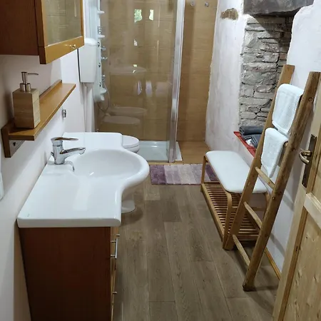 Dağ evi Maison En Pierre *